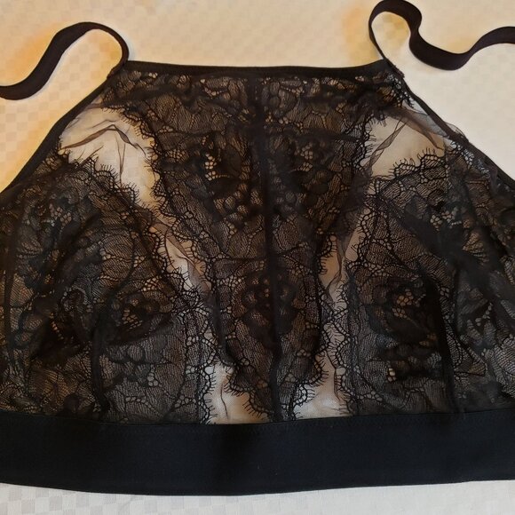 Soma Intimates and Sleepwear Crossover Lace Bralette - Size: L - Picture 10 of 16